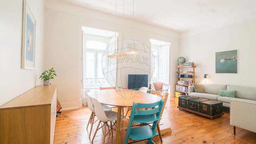 Apartamento T3 para Arrendamento em Campo de Ourique