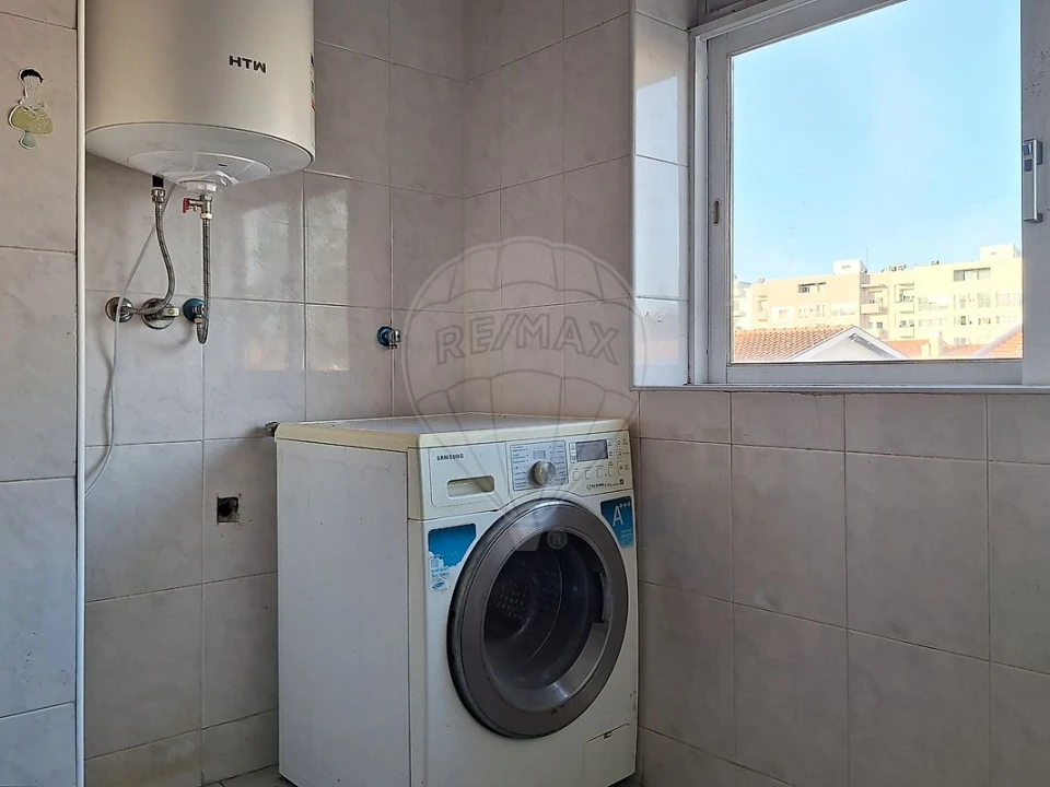 Apartamento T2 para Venda em Valongo Foto 7