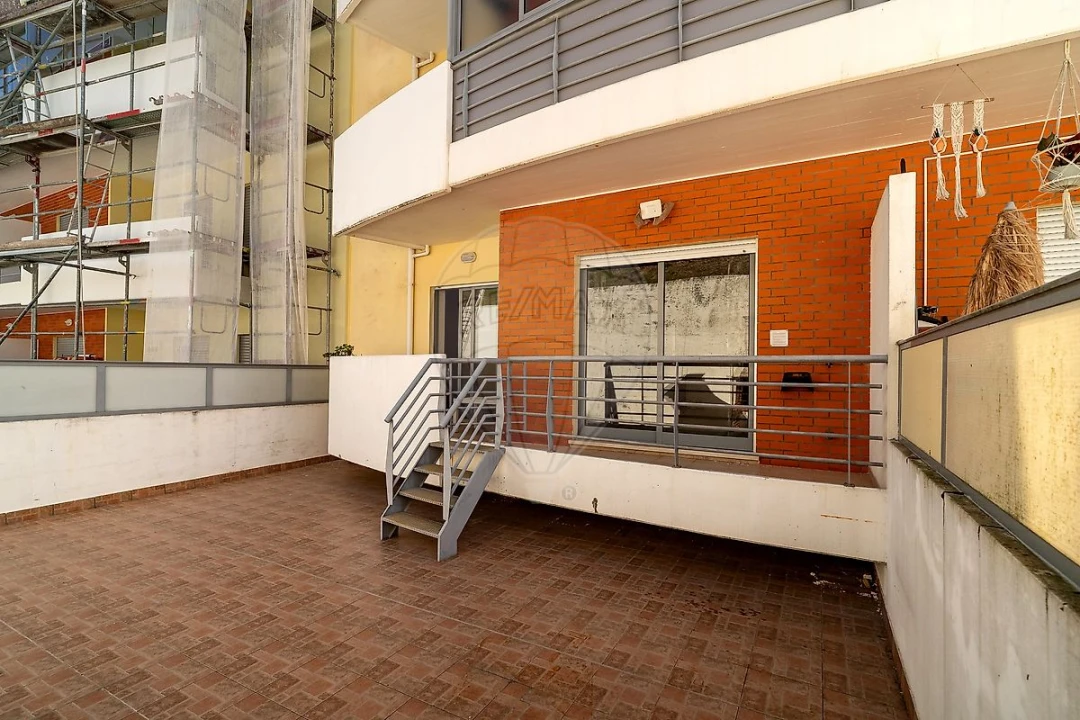Apartamento T2 para Venda em Tavarede Foto 27