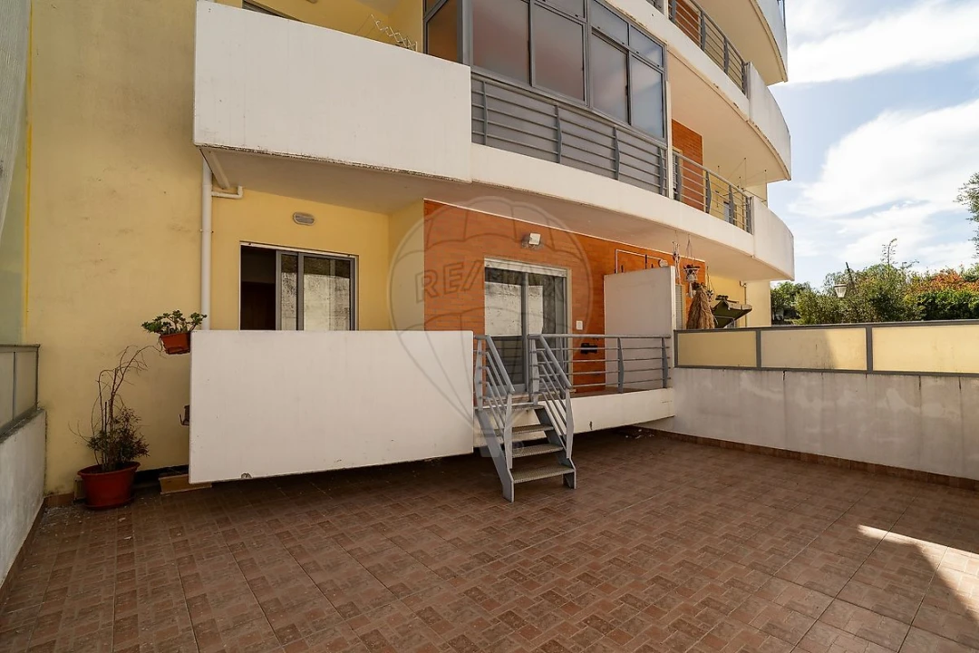 Apartamento T2 para Venda em Tavarede Foto 5