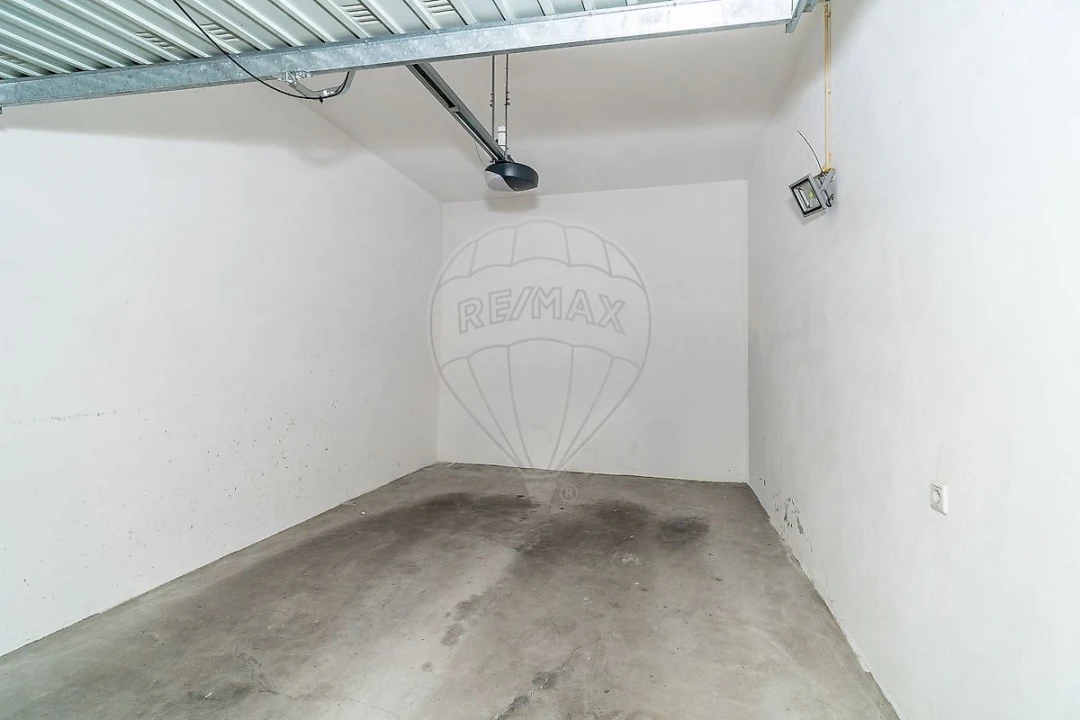 Apartamento T2 para Venda em Tavarede Foto 30