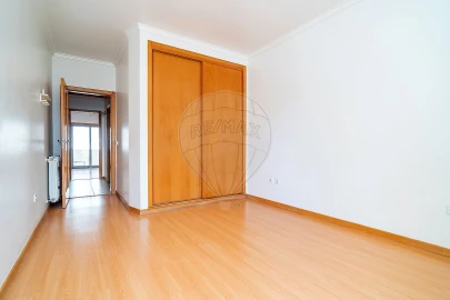 Apartamento T2 para Venda em Tavarede
