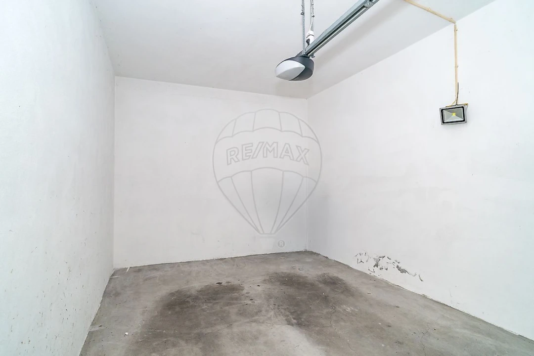 Apartamento T2 para Venda em Tavarede Foto 31