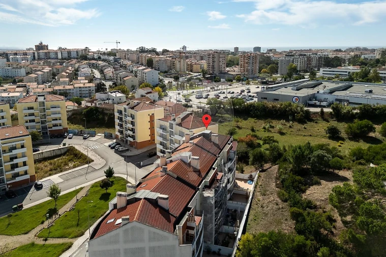 Apartamento T2 para Venda em Tavarede Foto 35