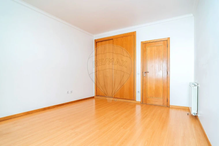 Apartamento T2 para Venda em Tavarede Foto 22