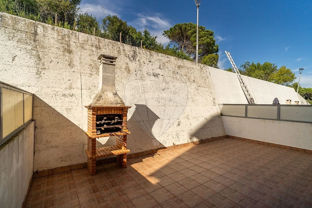 Apartamento T2 para Venda em Tavarede Foto 28