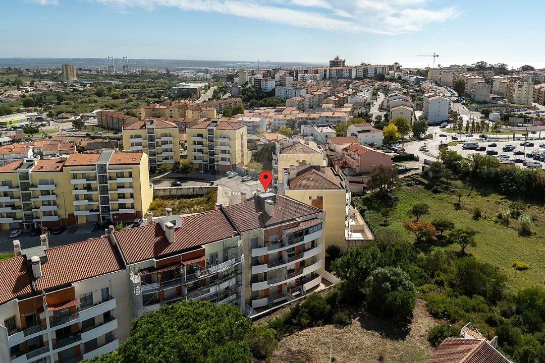 Apartamento T2 para Venda em Tavarede Foto 38