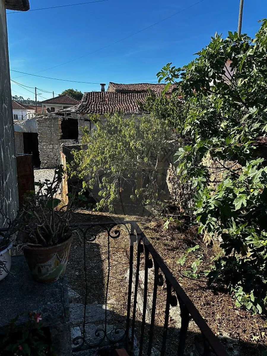 Moradia T3 para Venda em Zambujal Foto 10