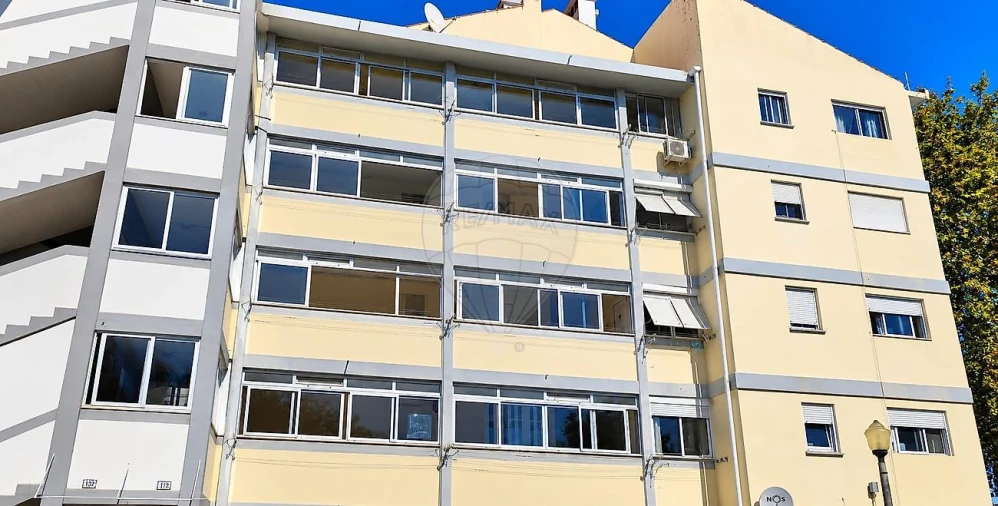 Apartamento T3 para Venda em Olivais Foto 2