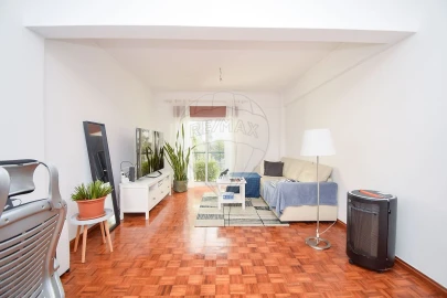 Apartamento T2 para Venda em Rio de Mouro