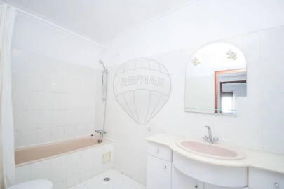 Apartamento T2 para Venda em Rio de Mouro
