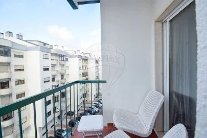 Apartamento T2 para Venda em Rio de Mouro