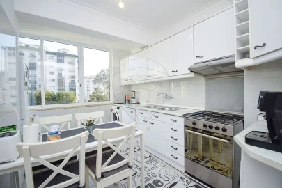 Apartamento T2 para Venda em Rio de Mouro