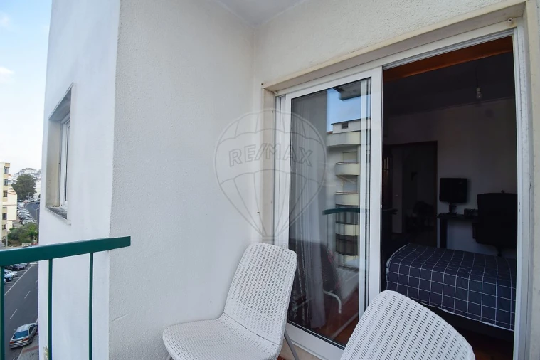 Apartamento T2 para Venda em Rio de Mouro Foto 12