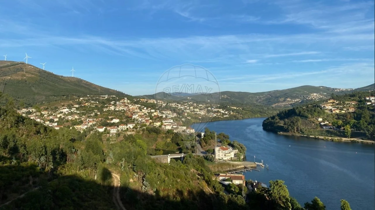 Terreno para Venda em Rio Mau Foto 3