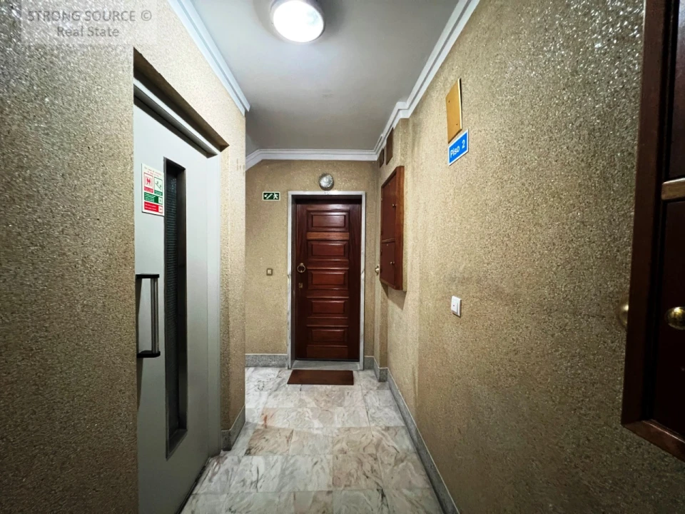 Apartamento T2 para Venda em São Vicente Foto 51