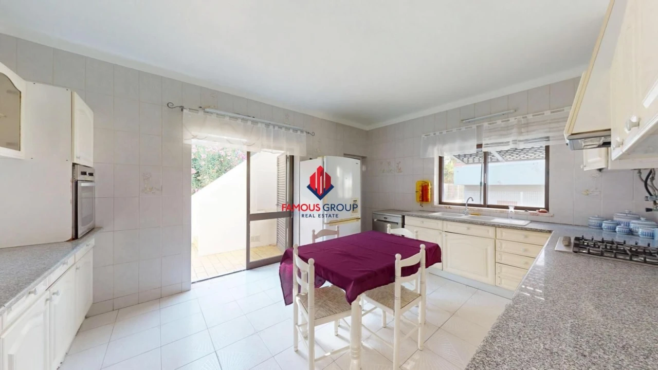 Moradia T3 para Venda em Portimão Foto 28