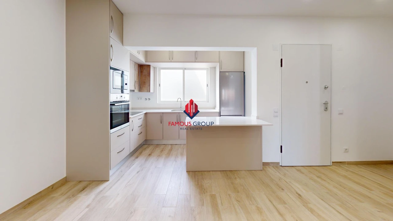 Apartamento T2 para Venda em Portimão Foto 11