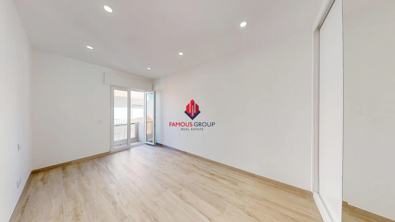 Apartamento T2 para Venda em Portimão Foto 34