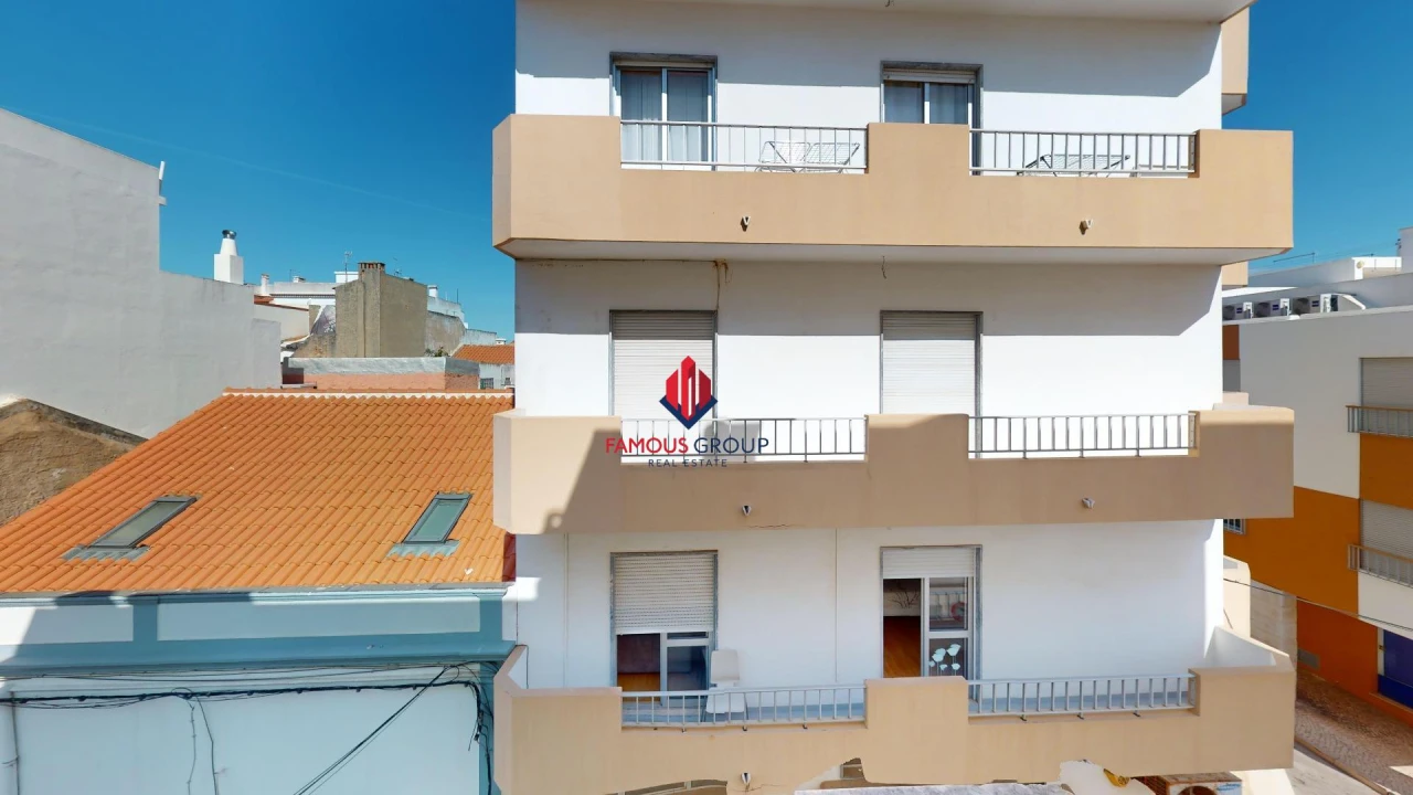 Apartamento T2 para Venda em Portimão Foto 40