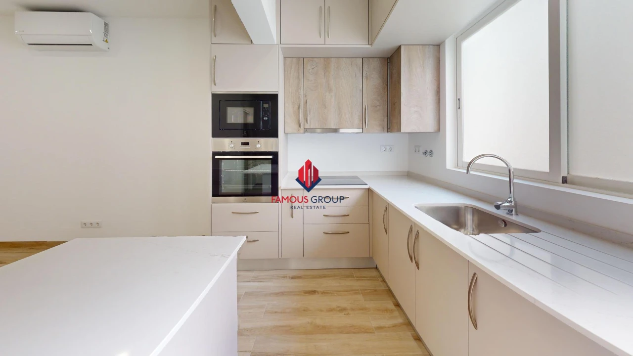 Apartamento T2 para Venda em Portimão Foto 7