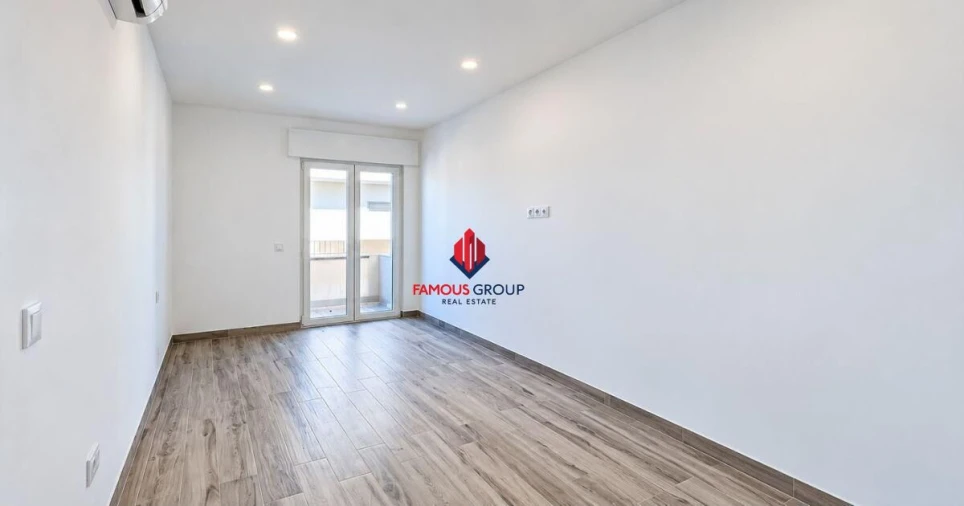 Apartamento T2 para Venda em Portimão Foto 19