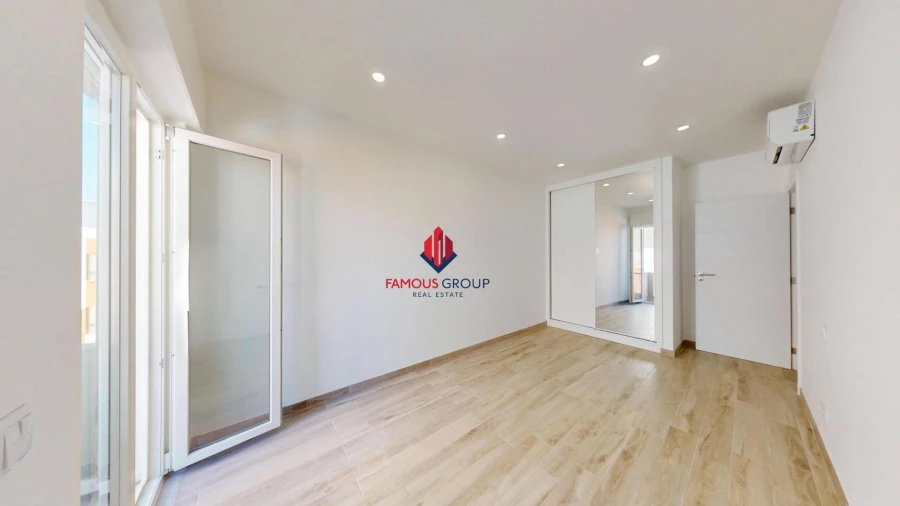Apartamento T2 para Venda em Portimão Foto 35