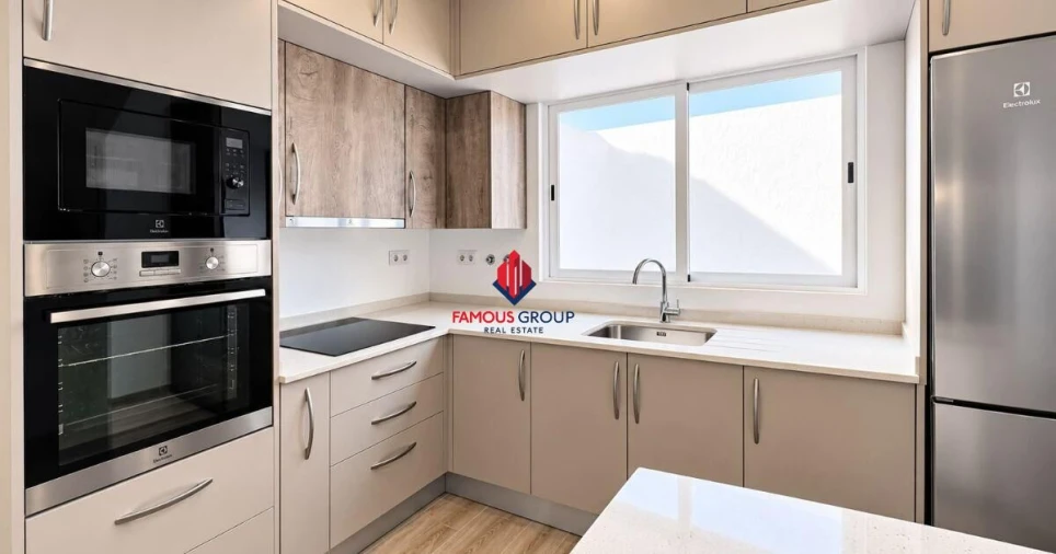 Apartamento T2 para Venda em Portimão Foto 4