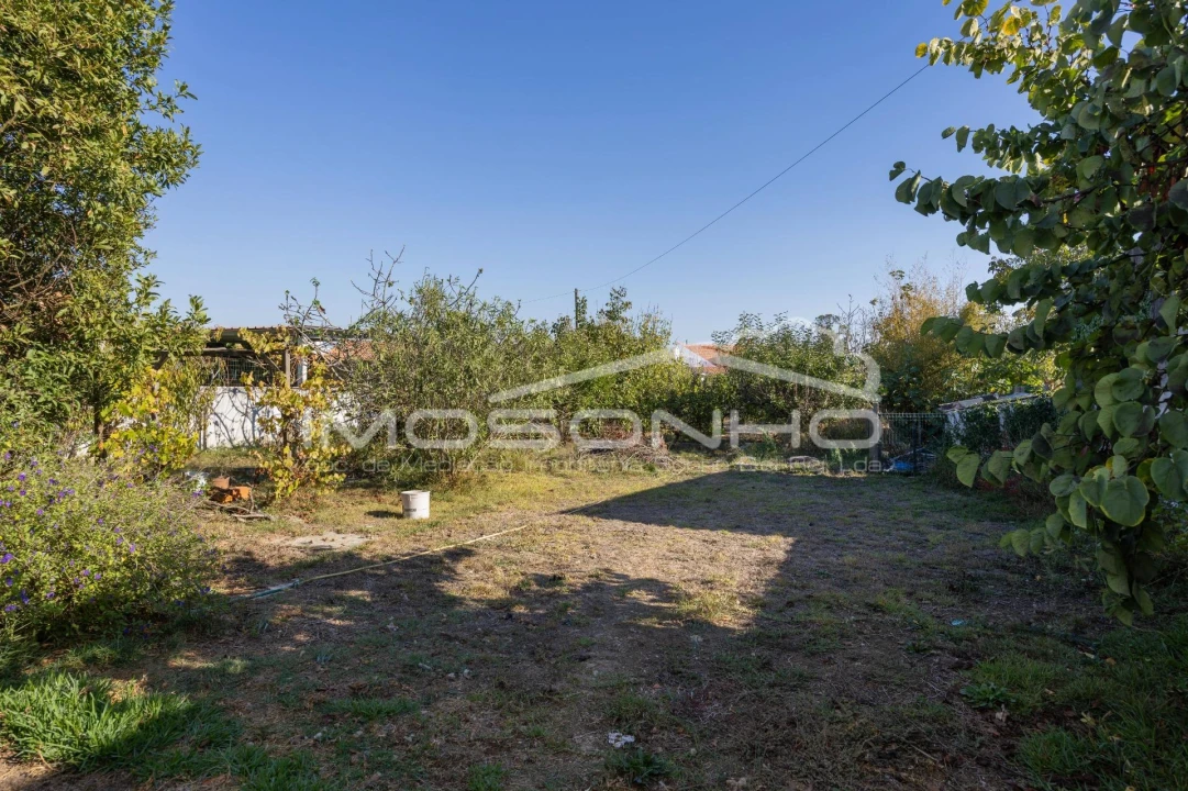 Moradia T5 para Venda em Maceira Foto 35