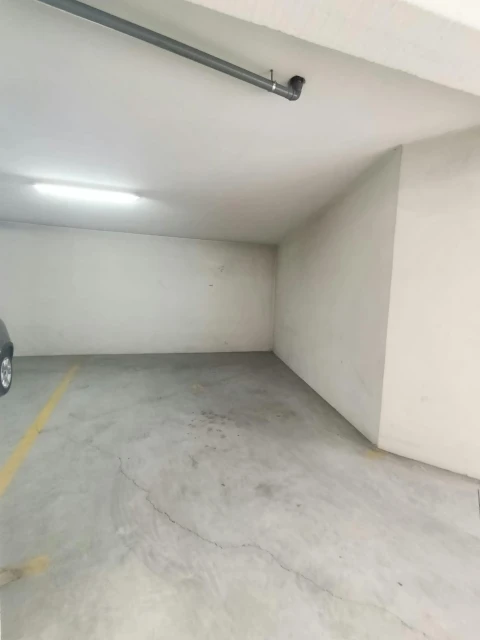 Garagem para Arrendamento em Marinha Grande