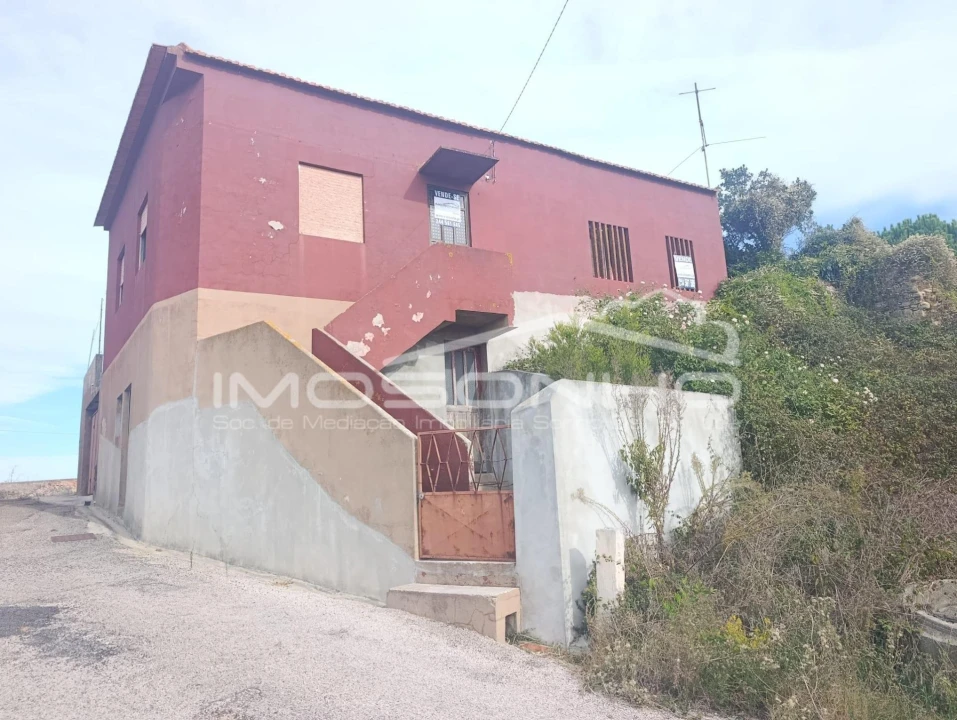 Moradia T4 para Venda em Montemor-O-Velho e Gatões Foto 1