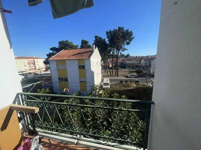 Apartamento T2 para Venda em Quinta do Conde Foto 16