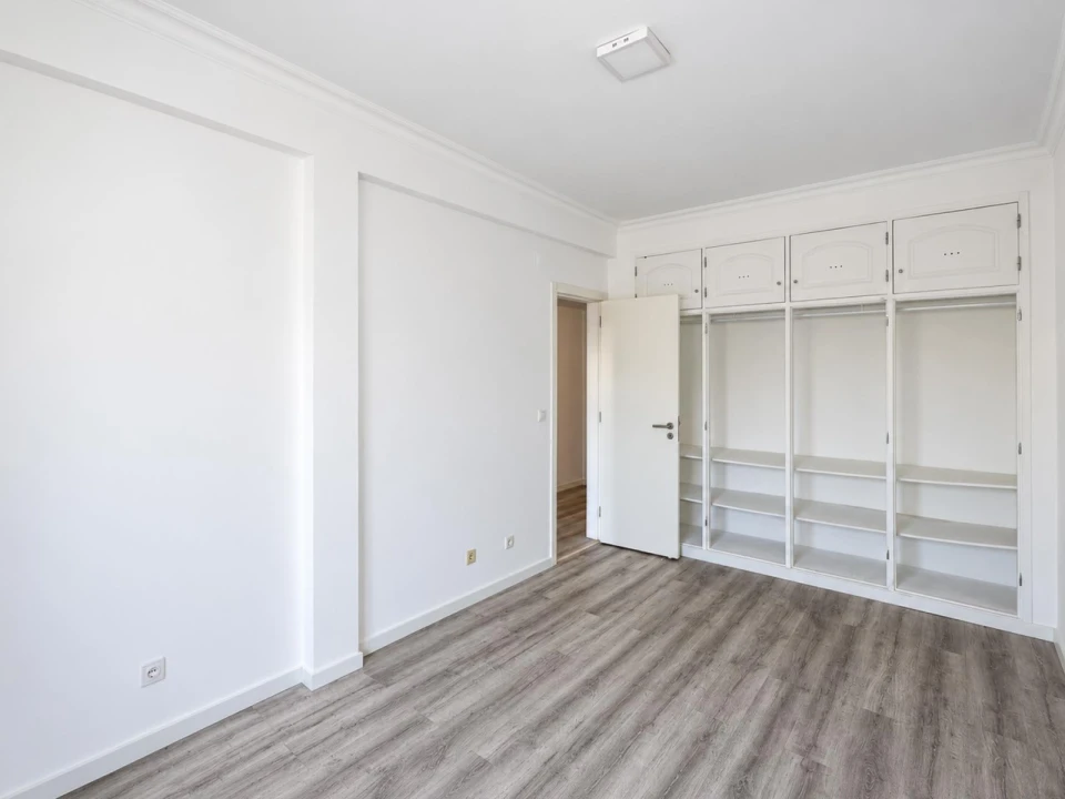 Apartamento T3 para Venda em Quinta do Conde Foto 12