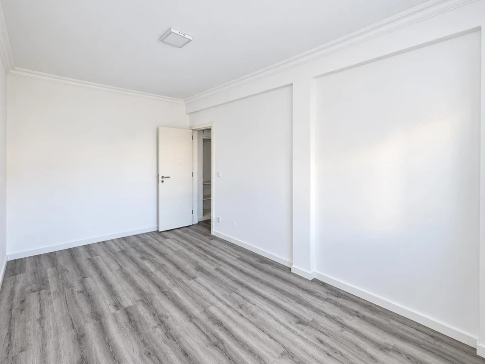Apartamento T3 para Venda em Quinta do Conde Foto 17