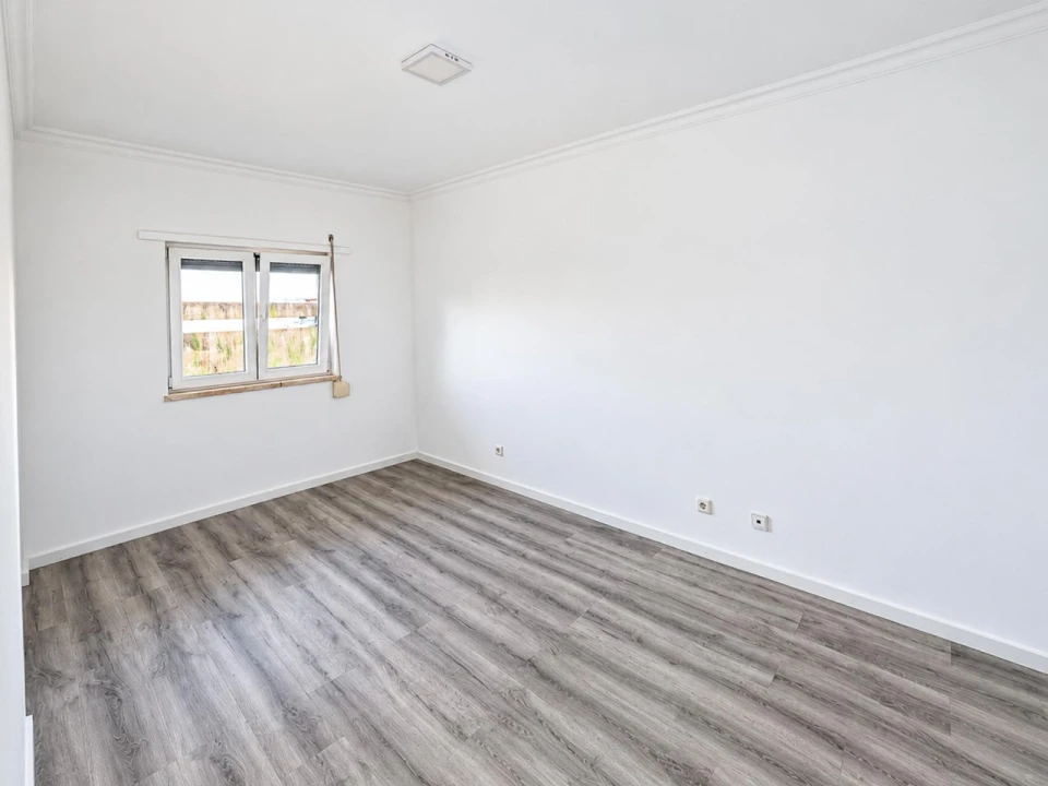 Apartamento T3 para Venda em Quinta do Conde Foto 18