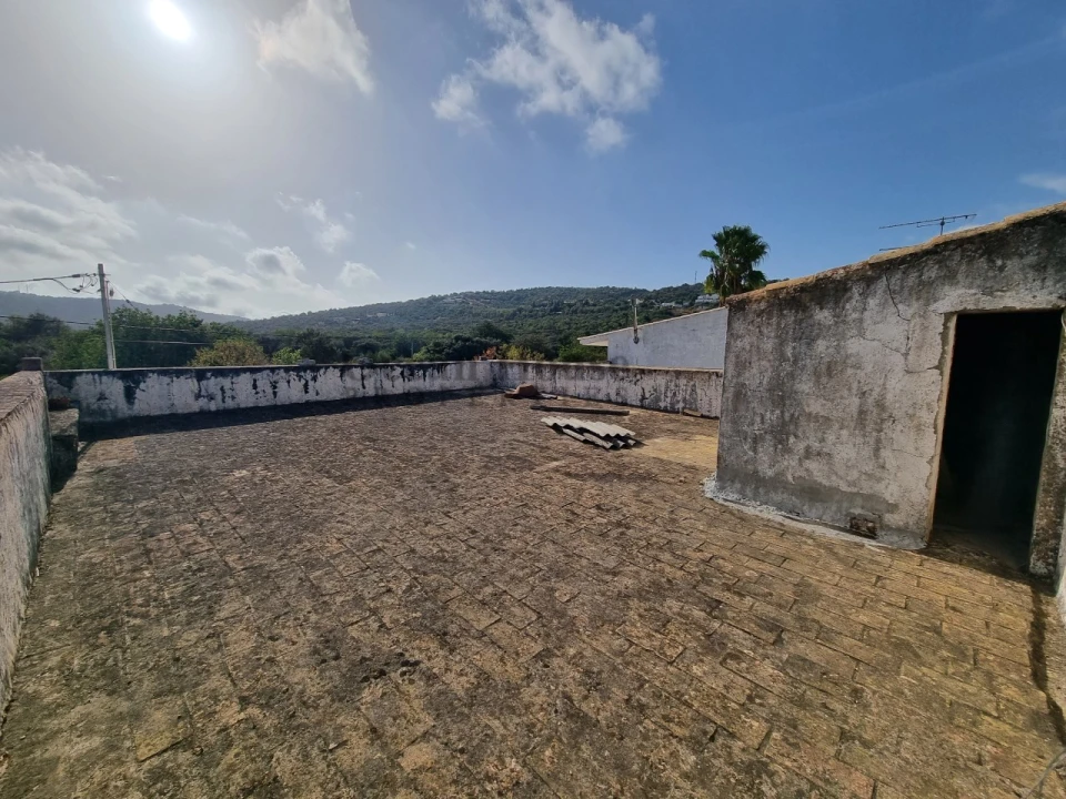 Moradia T4 para Venda em Loule (São Sebastião) Foto 22