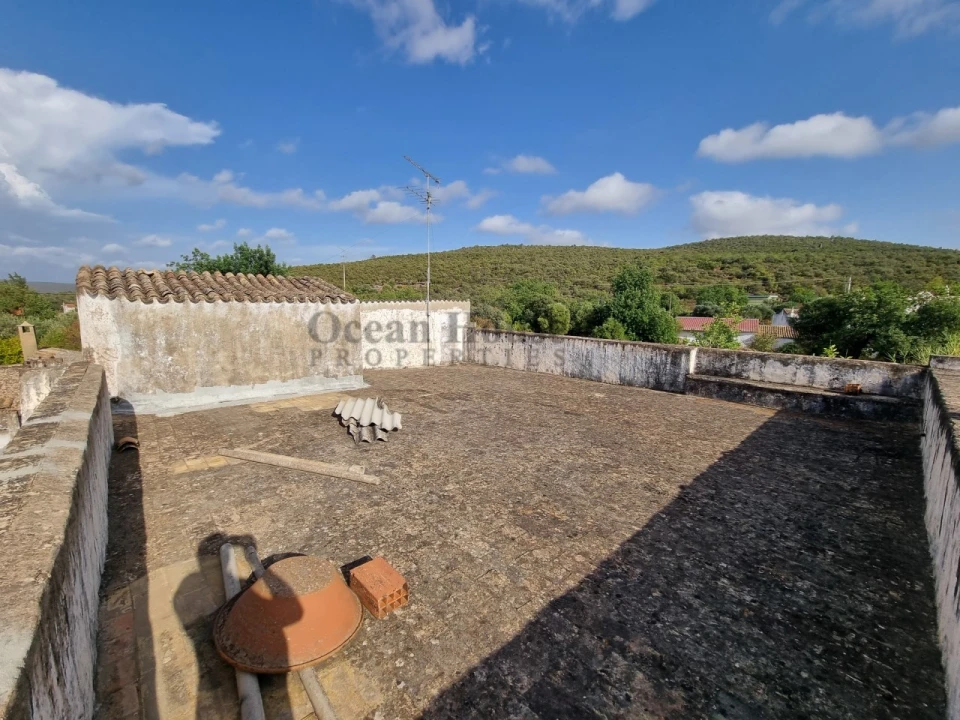 Moradia T4 para Venda em Loule (São Sebastião) Foto 24