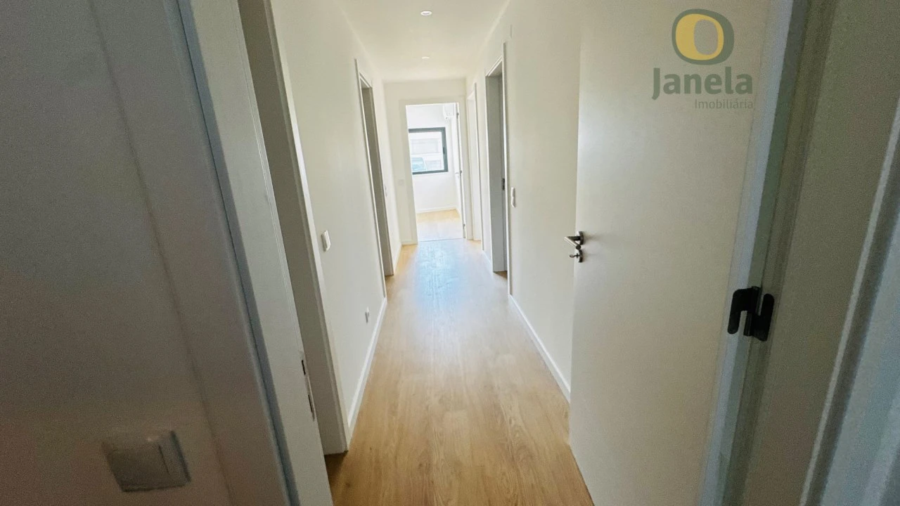 Apartamento T2 para Venda em São Brás de Alportel Foto 6