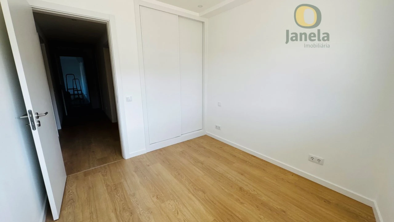 Apartamento T2 para Venda em São Brás de Alportel Foto 15
