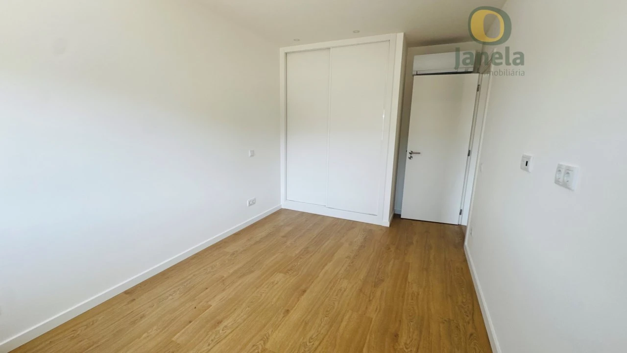 Apartamento T2 para Venda em São Brás de Alportel Foto 18