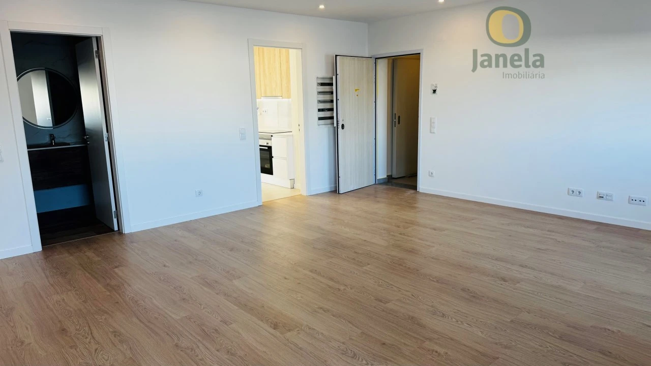 Apartamento T3 para Venda em São Brás de Alportel Foto 6