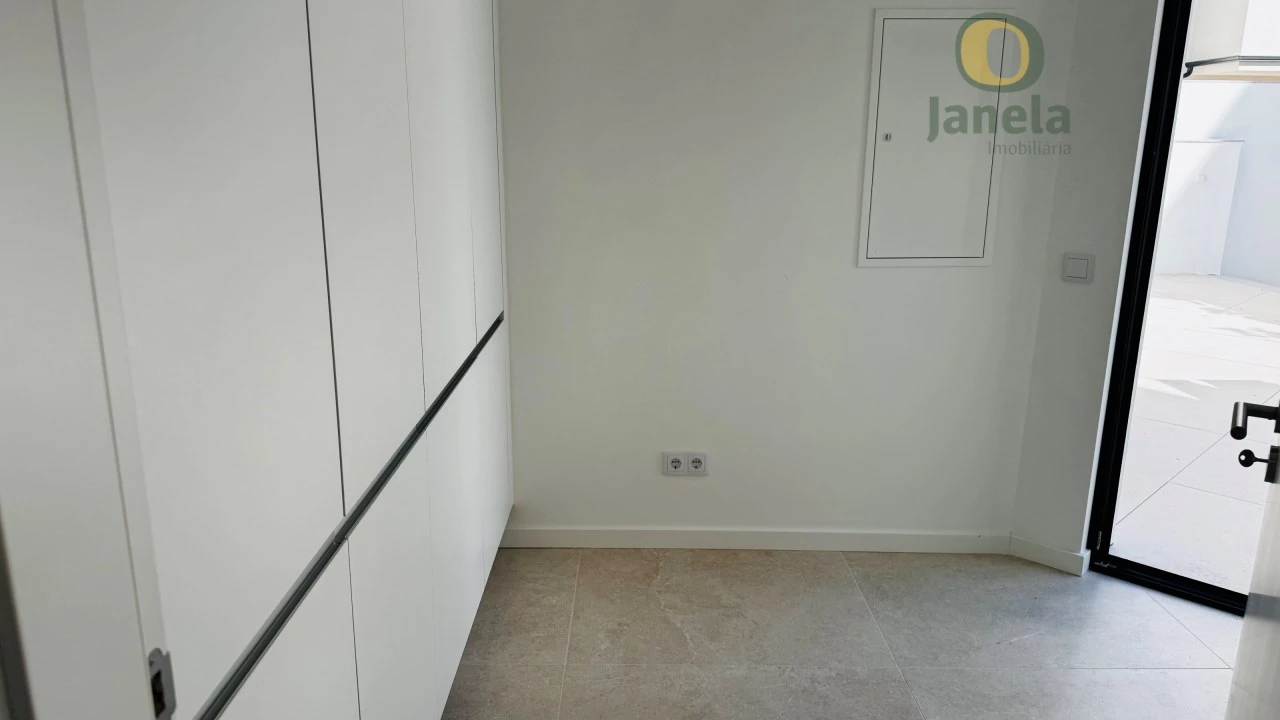 Apartamento T3 para Venda em São Brás de Alportel Foto 10