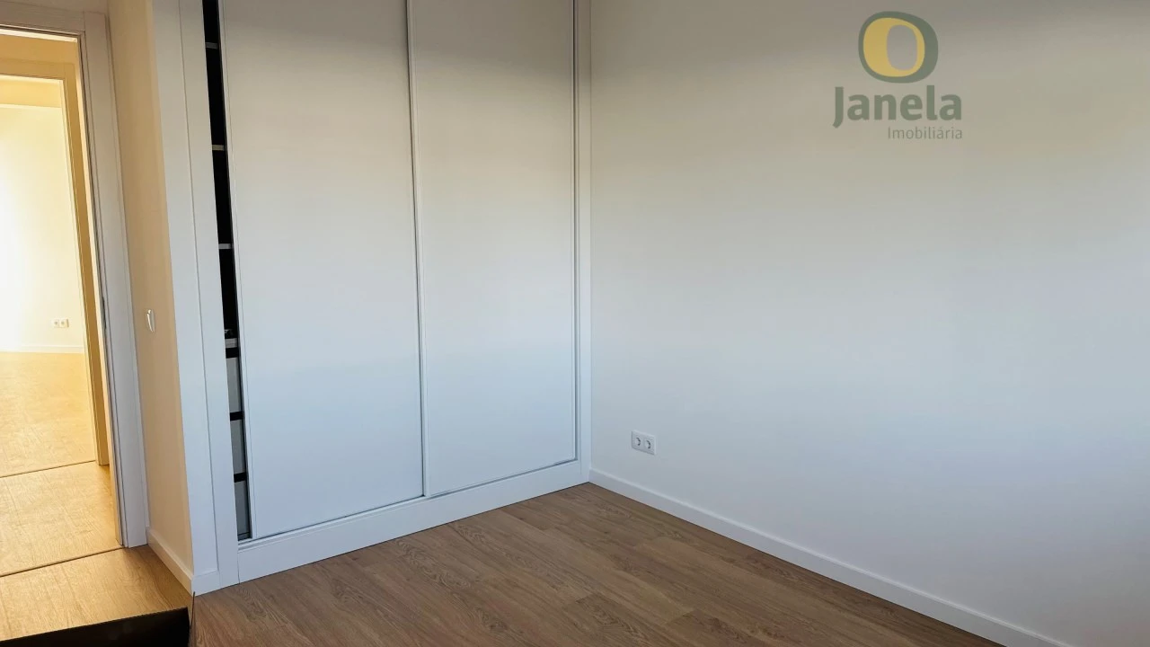 Apartamento T3 para Venda em São Brás de Alportel Foto 31