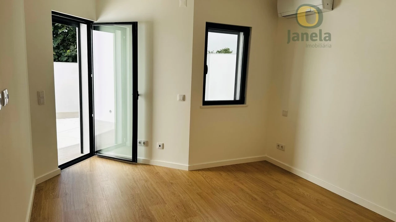 Apartamento T3 para Venda em São Brás de Alportel Foto 36