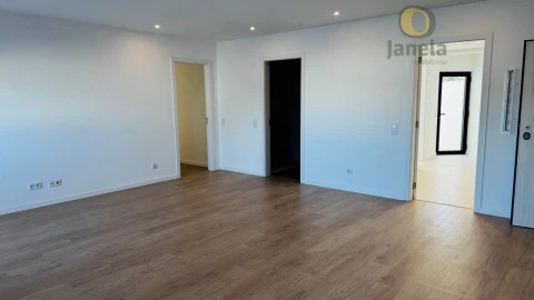 Apartamento T3 para Venda em São Brás de Alportel