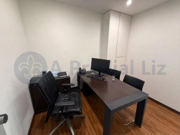 Loja para Arrendamento em Aldoar, Foz do Douro e Nevogilde