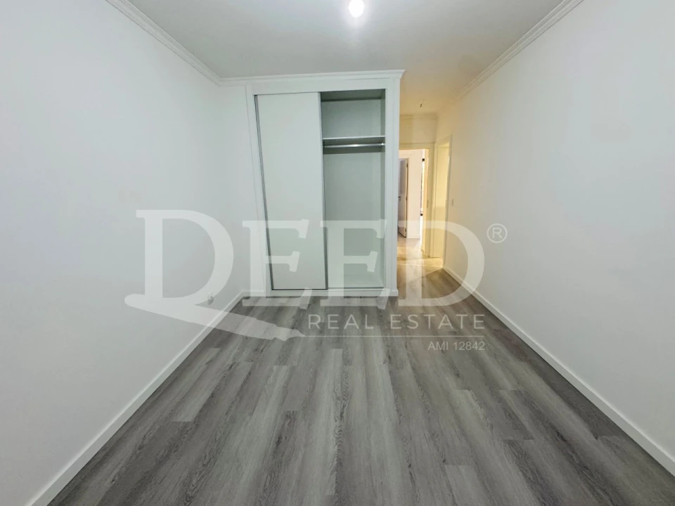 Apartamento T2 para Venda em São Martinho Foto 23