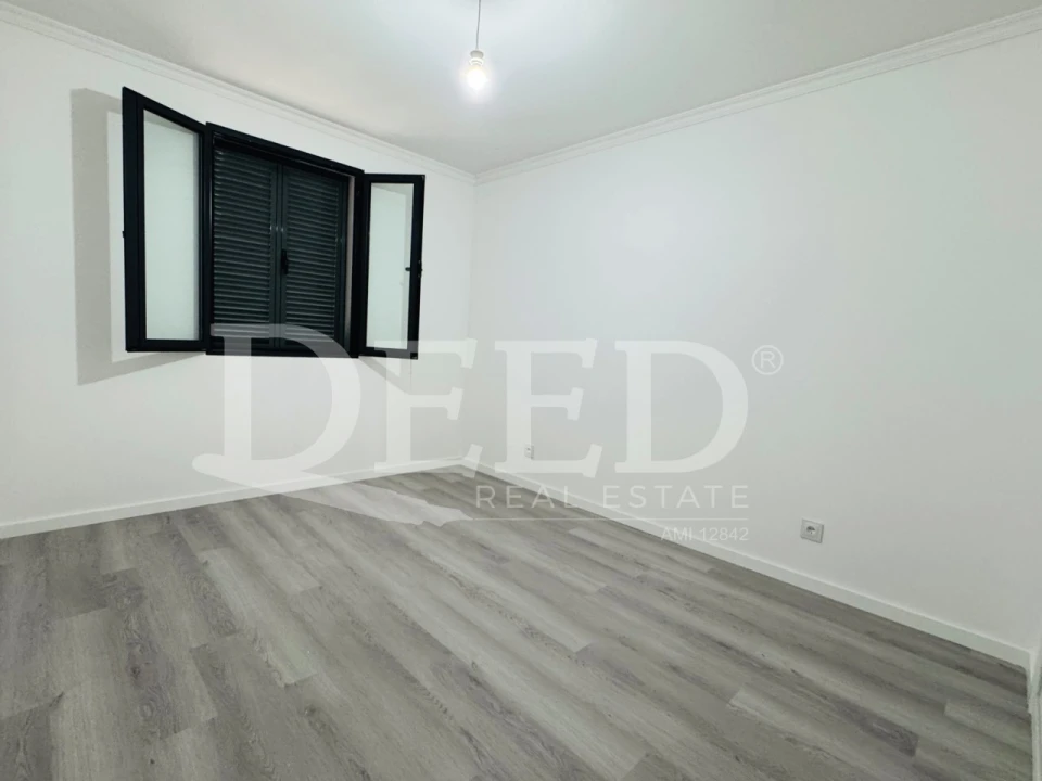 Apartamento T2 para Venda em São Martinho Foto 24