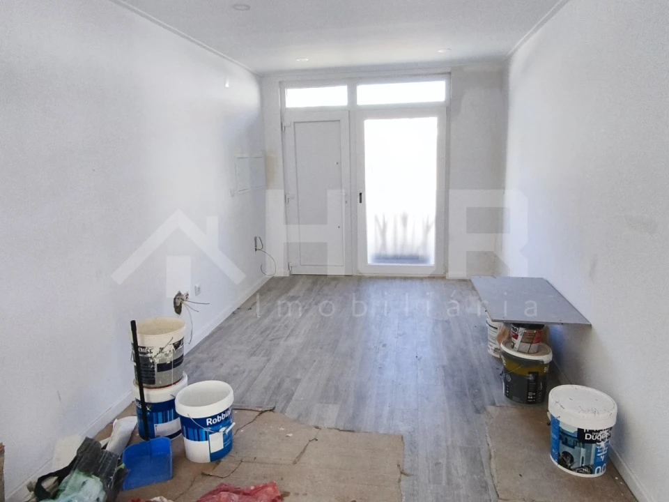 Apartamento T1 para Venda em Alto do Seixalinho, Santo André e Verderena Foto 4