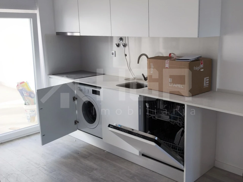 Apartamento T1 para Venda em Alto do Seixalinho, Santo André e Verderena Foto 7